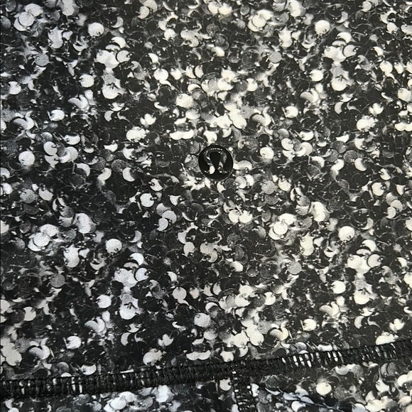 Lululemon nulux hi rise wunder under sz 6 - Picture 5 of 5